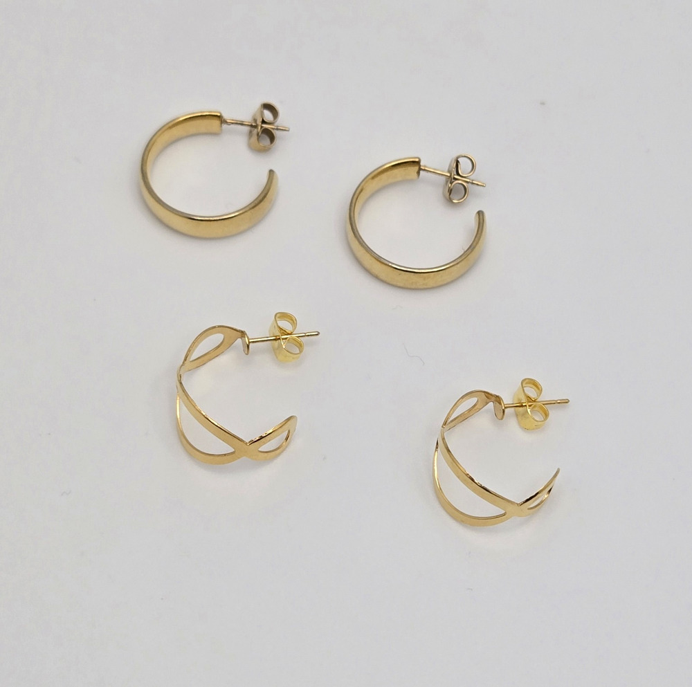 Goldtone Hoop Earrings Lot Of Two Pair Pierced Classic Minimalist Capsule Dainty